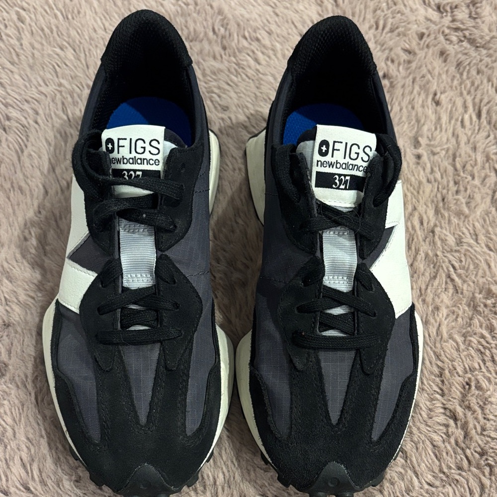 New Balance 327 FIGS Sneakers